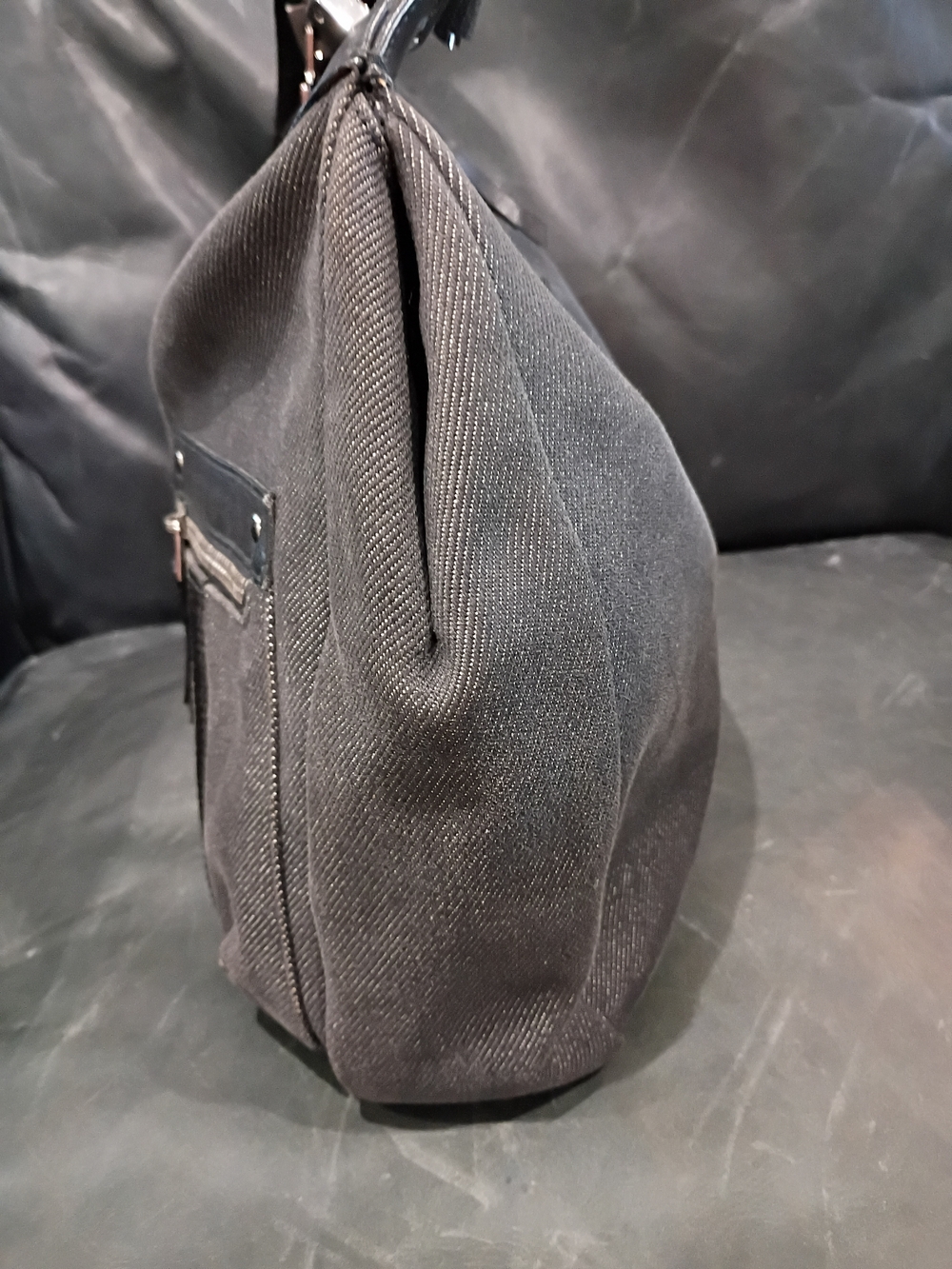 Gucci Black Canvas Hobo Shoulder Bag with Silver Hardware - Picture 5 of 13